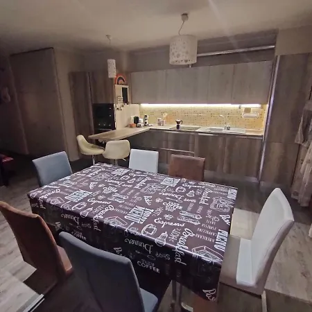 Parcheggio Gratuito, All'arco D'augusto, Chentre En