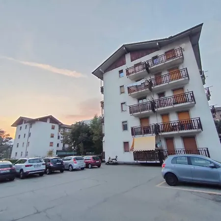 公寓 Parcheggio Gratuito, All'arco D'augusto, Chentre En 奥斯塔