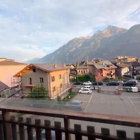 Lägenhet Parcheggio Gratuito, All'arco D'augusto, Chentre En Aosta