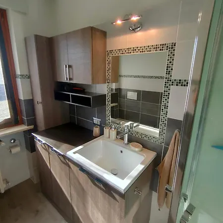 Chentre En - A 2 Passi Dal Centro - Parcheggio Gratuito - Cir-vda-aosta-0073 Appartamento