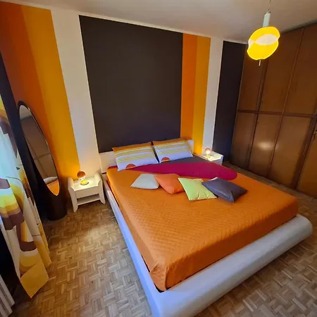 Apartment Parcheggio Gratuito, All'arco D'augusto, Chentre En