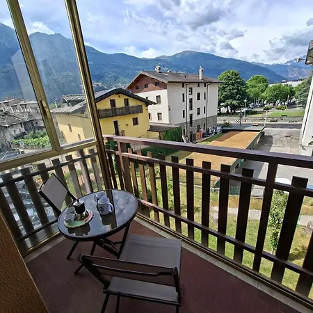 Apartment Parcheggio Gratuito, All'arco D'augusto, Chentre En *