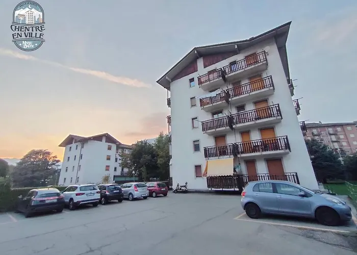 Apartament Parcheggio Gratuito, All'arco D'augusto, Chentre En Aosta