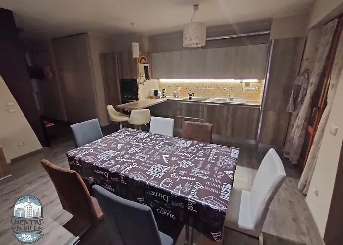 Parcheggio Gratuito, All'arco D'augusto, Chentre En