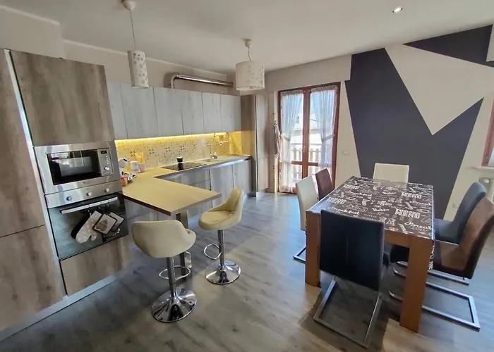 Parcheggio Gratuito, All'arco D'augusto, Chentre En Apartament Aosta