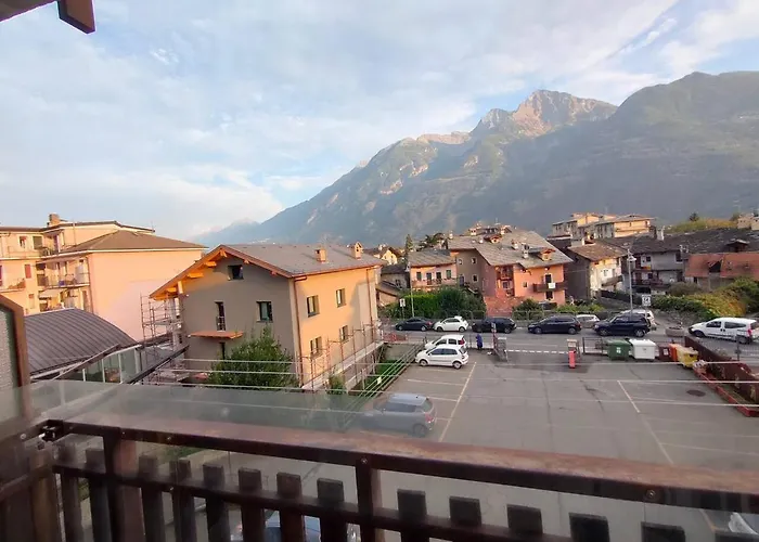 Apartament Parcheggio Gratuito, All'arco D'augusto, Chentre En Aosta