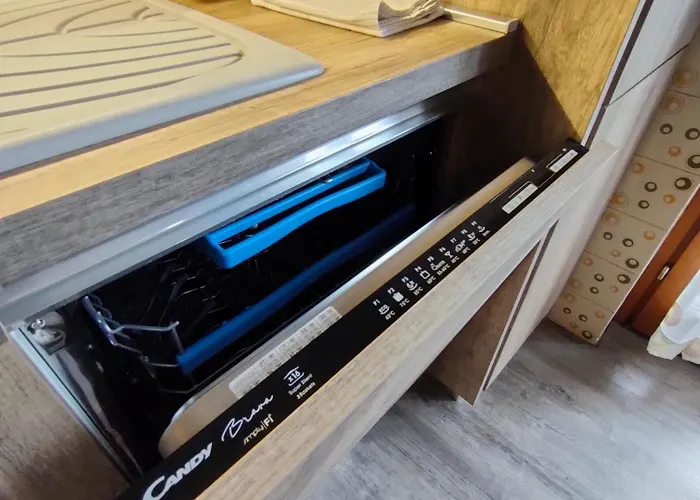 Parcheggio Gratuito, All'arco D'augusto, Chentre En Aosta