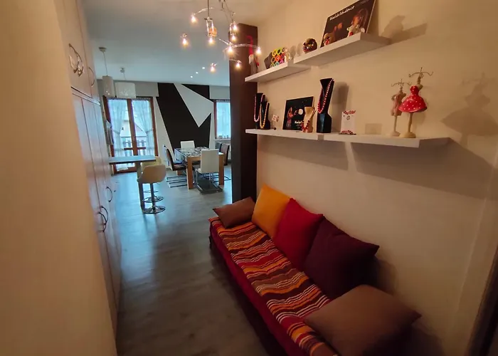 Apartament Parcheggio Gratuito, All'arco D'augusto, Chentre En *